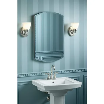 Veidrodinė spintelė vieną duris vonios kambarys medicina, spintelė su veidrodžiu, nišoje arba paviršius, vonios sienelės kabinetas, nupjautas kraštas